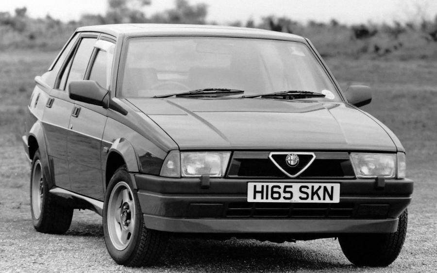 Alfa Romeo 75 2.0i T.Spark (UK) '1988 - 92